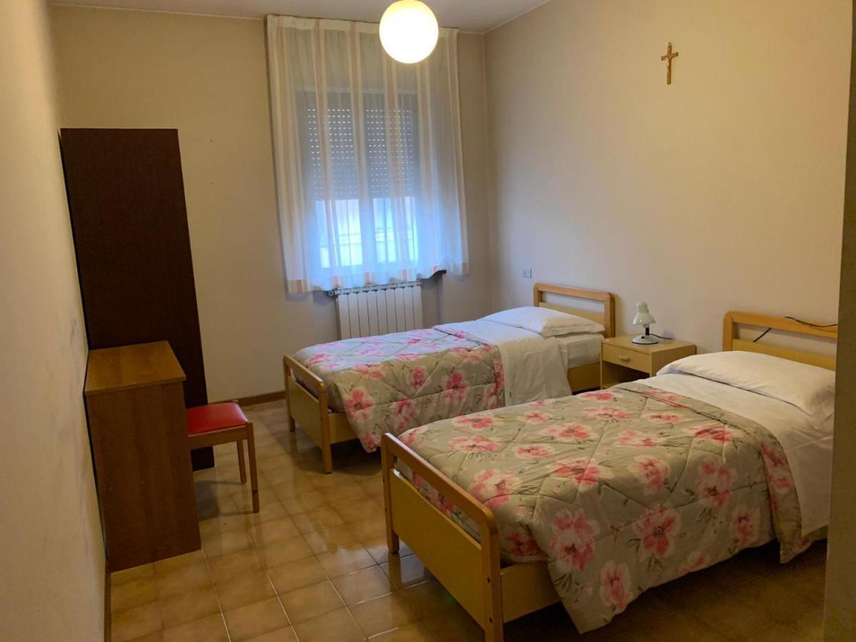 Stabat Mater Casa Di Preghiera Bed and Breakfast Valdragone Exteriör bild